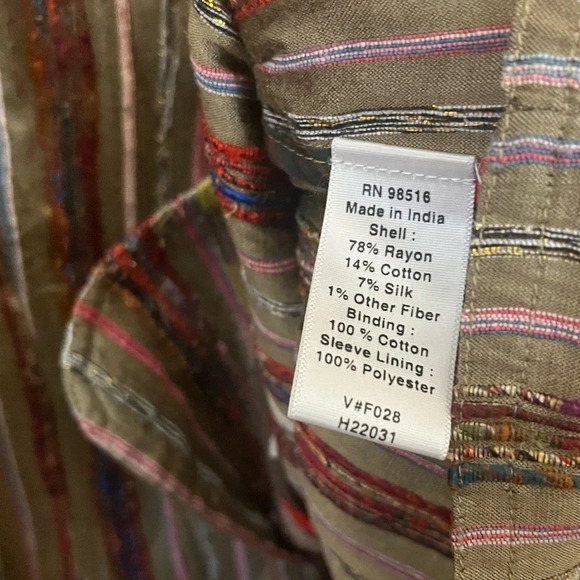 Coldwater Creek Tan/Olive Multi Color Embroidered Button Up Size XL - Picture 12 of 12